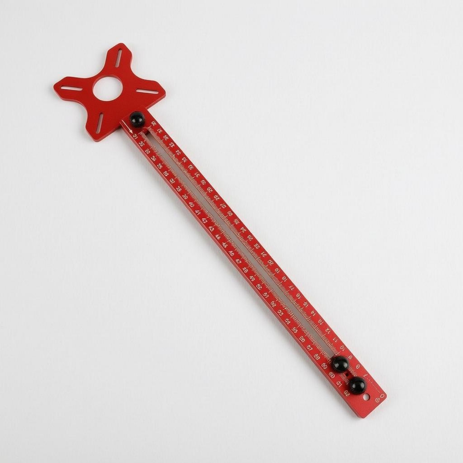 Woodworking Cutting Tools - Router Circle Cutting Jig Star-Shaped Top