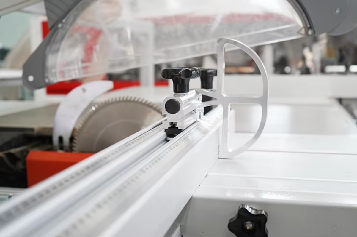 【specialized】SIGN Sliding Tabl - Woodworking Machinery review and price
