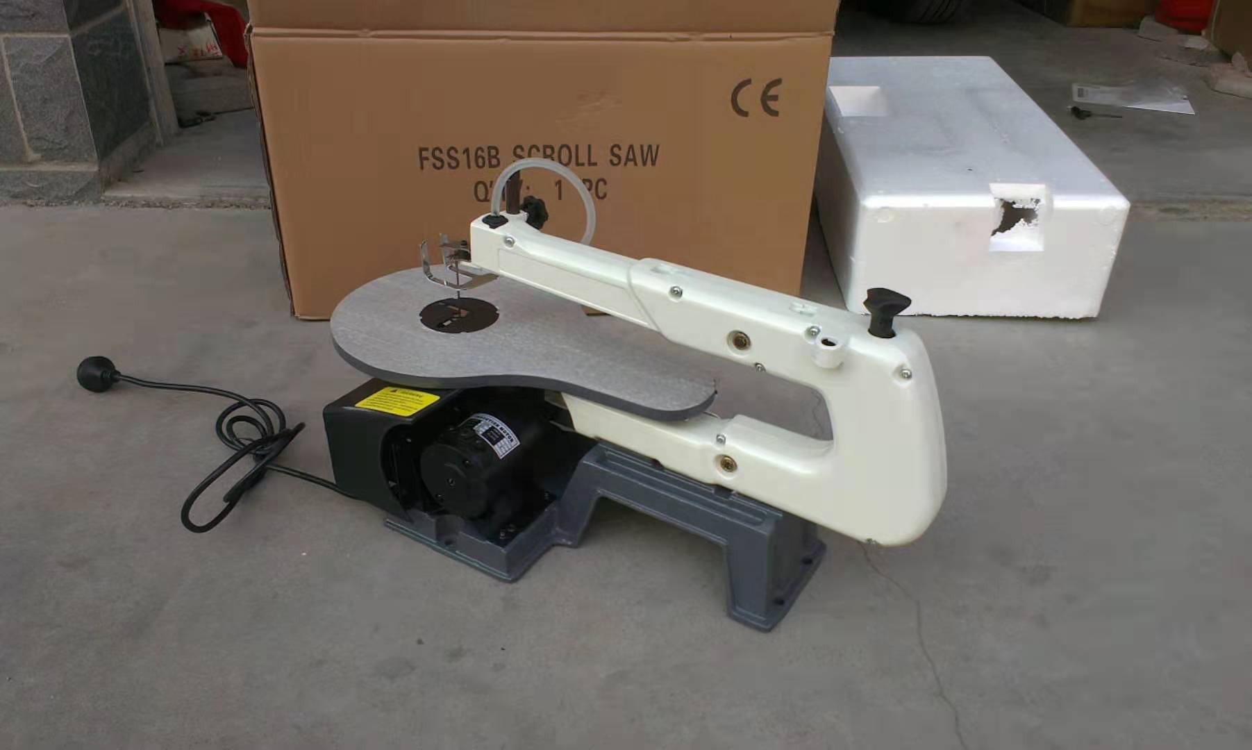 Wood Cutting Industrial Deskto - Woodworking Machinery review and price